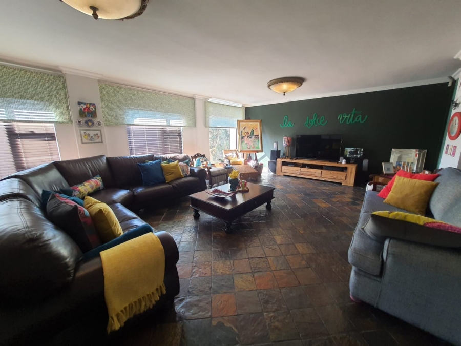 5 Bedroom Property for Sale in Vaalpark Free State